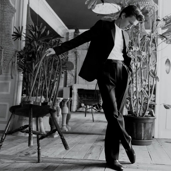 Tom Holland Polaroids - Picture 11 of 15